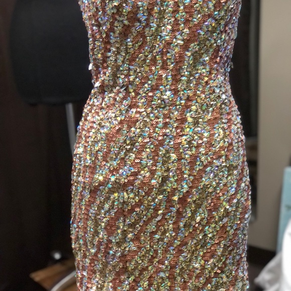 Stunning Gold full of Ab stones & Sequins size 4 Formal Dress GORGEOUS - Picture 4 of 12